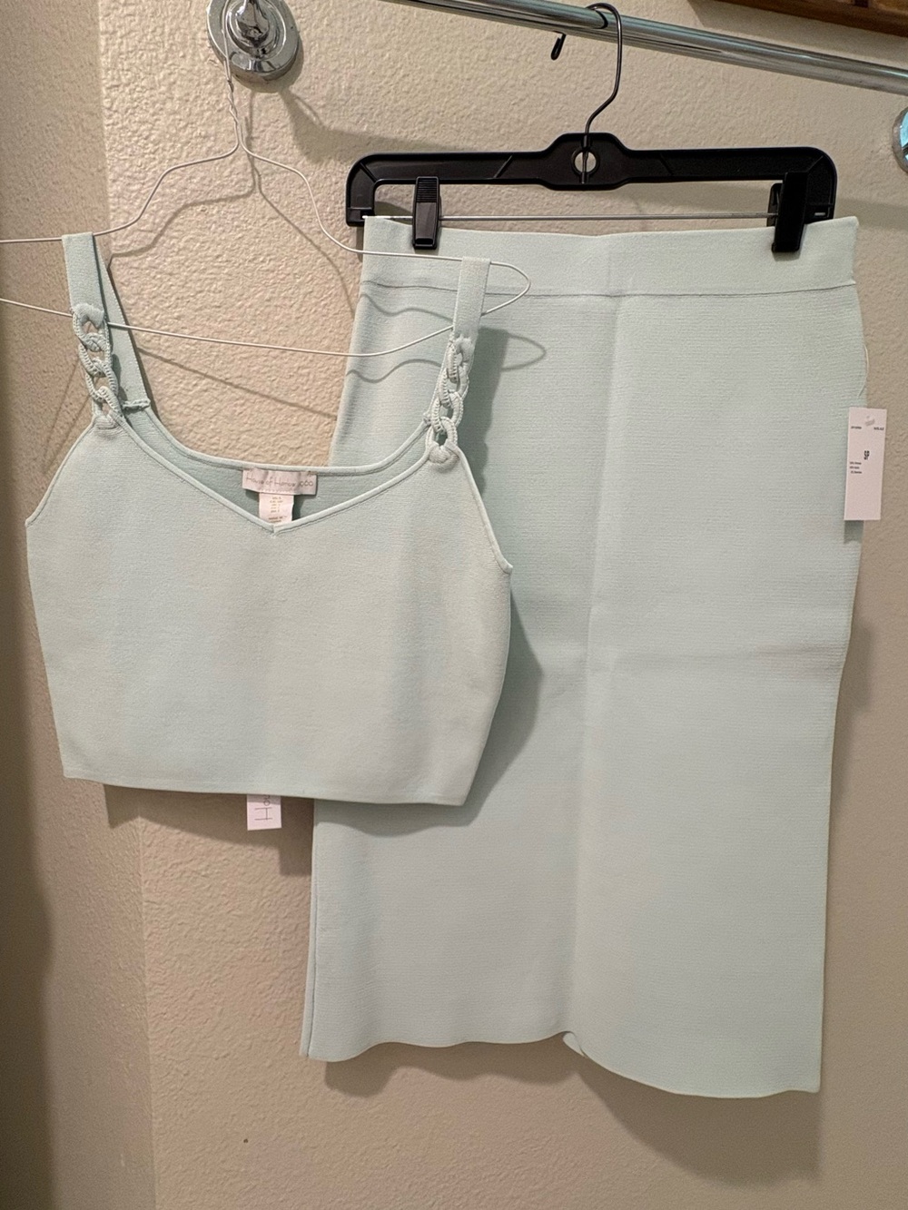 House of Harlow 1960 Mint Green Rib-Knit Two-Piece Skirt Set